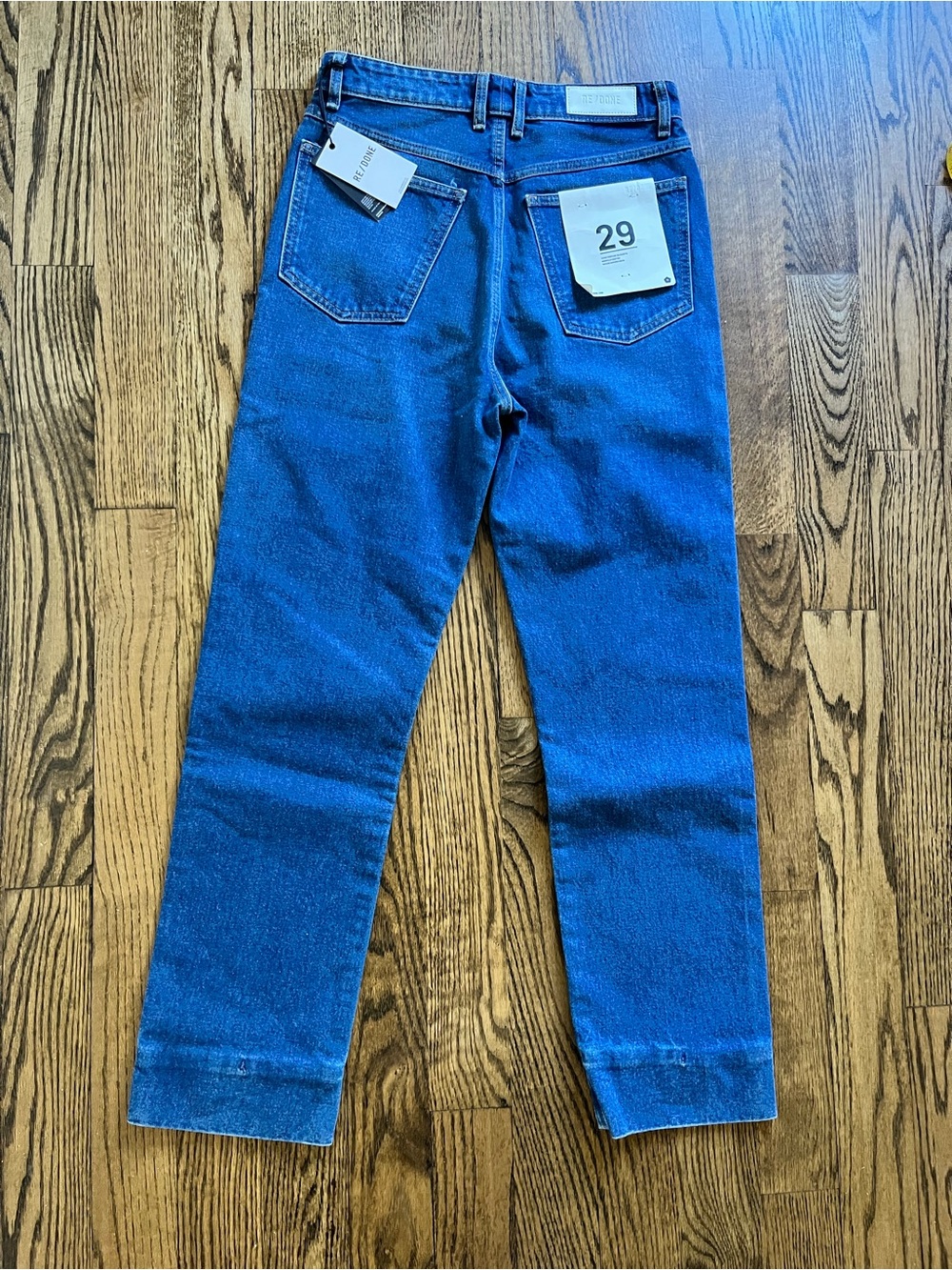 RE/DONE cigarette style jeans. Size 29. Long!